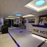 Muz 阿拉尼亚