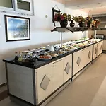 Muz Hotell 3*