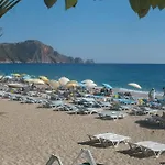 Muz Hotell 3*