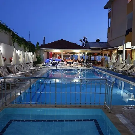 Muz Hotel