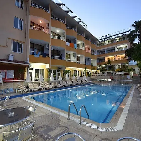 Muz Hotel 3*